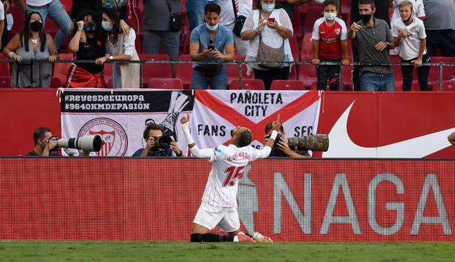 En-Nesyri celebra su gol ante el Espanyol (Foto: Kiko Hurtado).