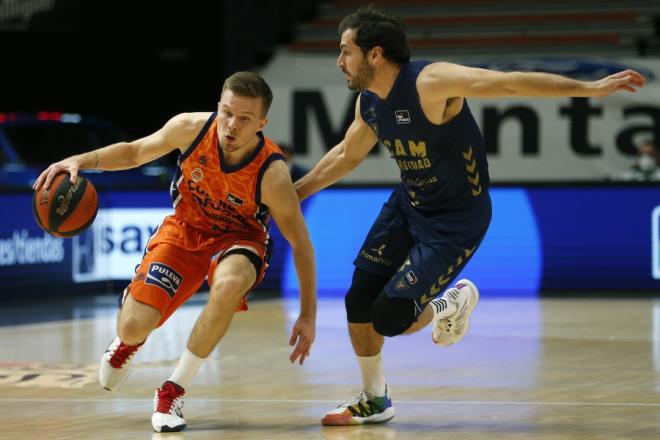 Valencia Basket busca un buen cierre para su semana con la visita del UCAM Murcia