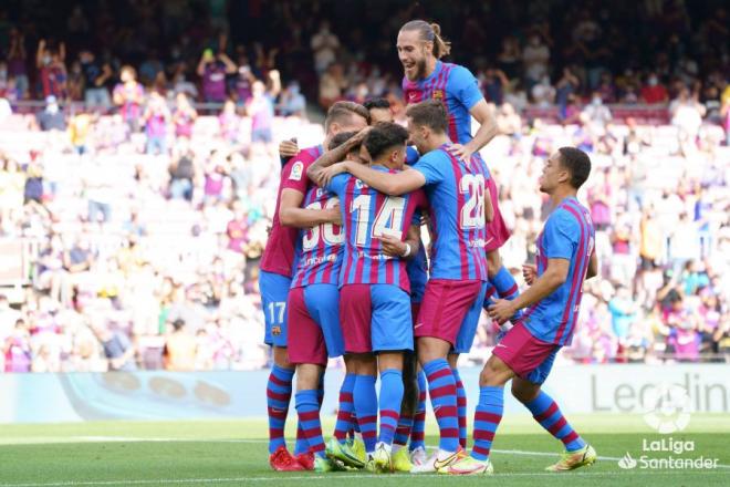 Los jugadores del Barça celebran uno de los goles ante el Levante (Foto: LaLiga).
