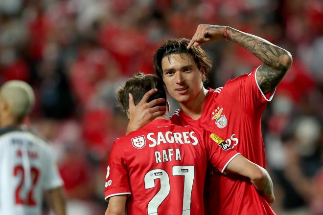 Darwin Núñez y Rafa Silva celebran un gol con el Benfica (Foto: Cordon Press).