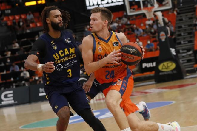 El UCAM desgasta al Valencia Basket y le sorprende (86-91)