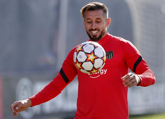 Héctor Herrera, en una sesión del Atlético de Madrid con Simeone (Foto: ATM).