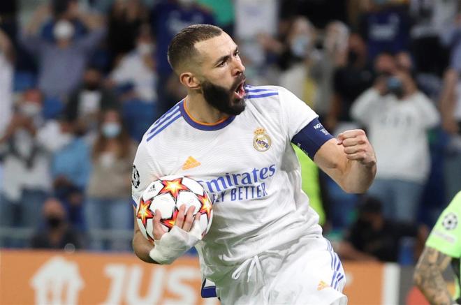 Benzema celebra su gol en el Real Madrid-Sheriff (FOTO: EFE).