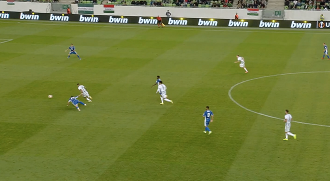 Imagen de la acción del gol del Ferencvaros.