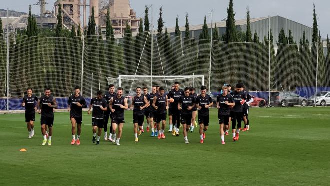 Entrenamiento previo del Levante UD al duelo ante el Mallorca.