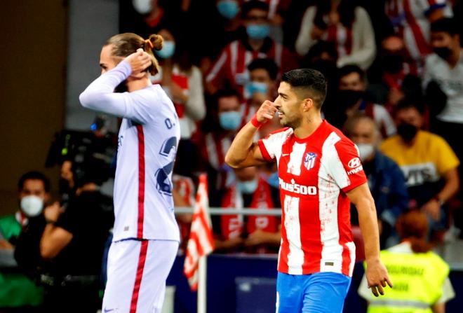 El gesto de Luis Suárez tras marcar su gol en el Atlético de Madrid-Barcelona (Foto: EFE).