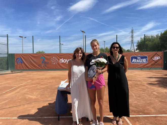 Carlos García y Nina Rudiukova vencen en el XXXV Open Manises de tenis “Memorial Rafa Motes”