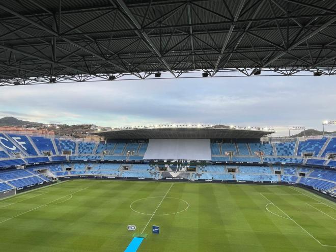 La Rosaleda, antes del inicio de la fiesta de su aniversario.