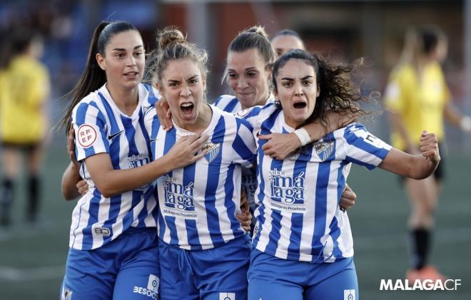 Las jugadoras del Málaga Femenino celebran uno de los goles en la Copa de la Reina.