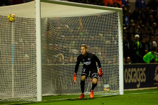 Gol de Zapater en El Alcoraz (Foto: Daniel Marzo).