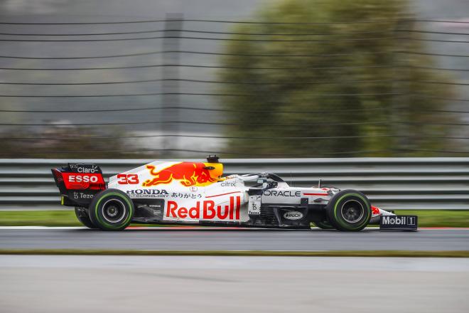 Verstappen, durante el GP de Turquía (Foto: Cordon Press).