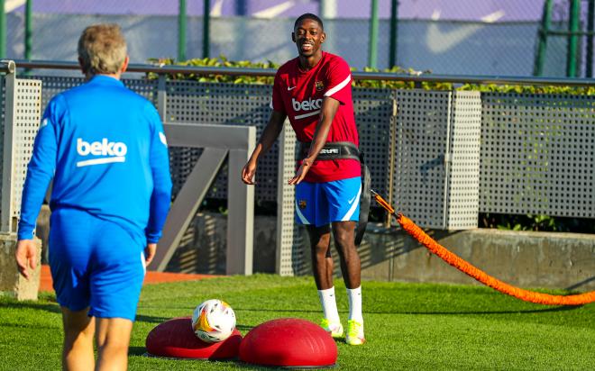 Ousmane Dembélé, en un entrenamiento del Barcelona con Koeman (Foto: FCB).
