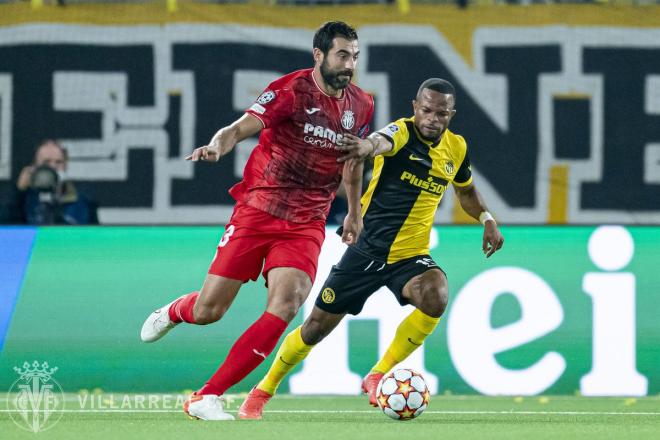 Raúl Albiol, durante el Young Boys-Villarreal (Foto: VCF).