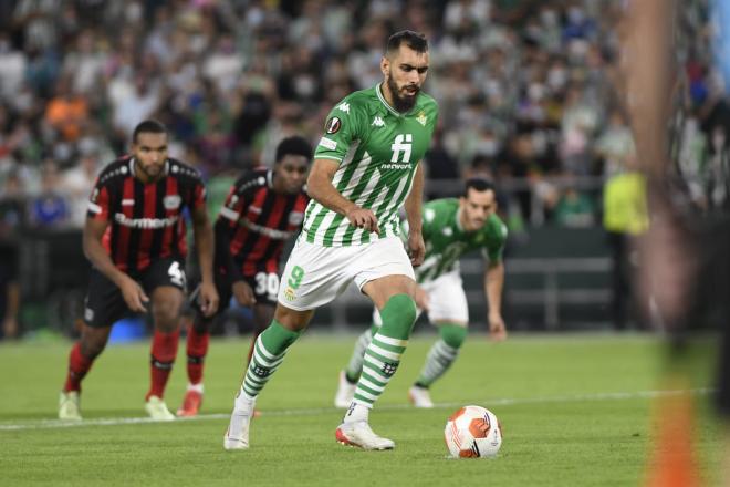 Partido entre el Real Betis y el Bayer Leverkusen. (Foto: Kiko Hurtado).