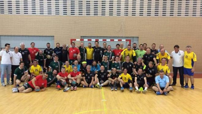 Imagen del Torneo Internacional Ciudad de Sevilla de Balonmano Veterano.