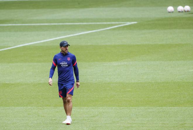 Diego Pablo Simeone, en una sesión del Atlético de Madrid (Foto: Cordon Press).