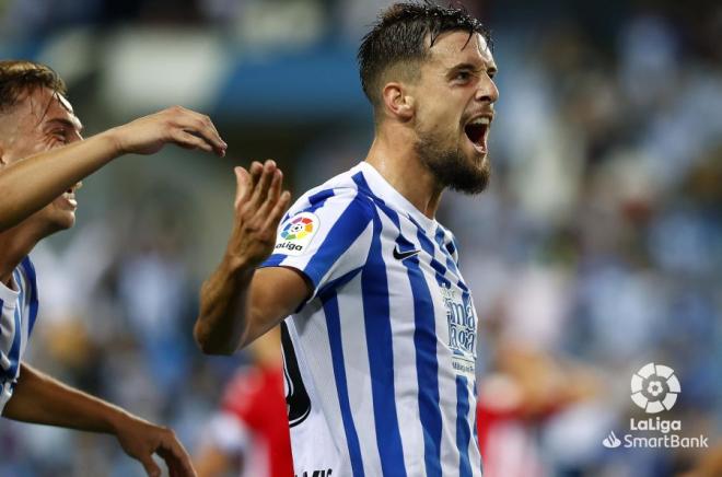 Genaro celebra su gol en el Málaga-Lugo (Foto: LaLiga).