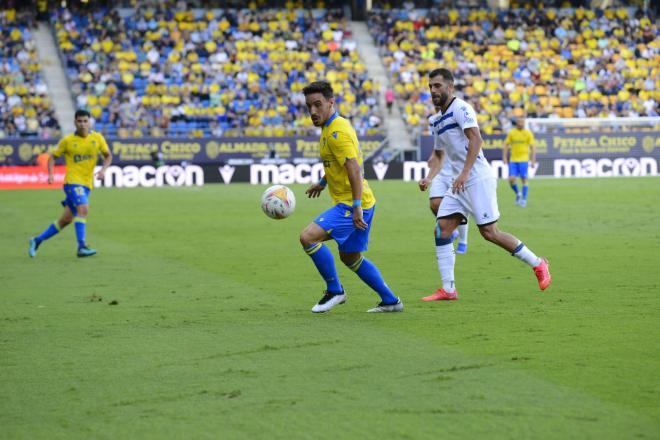 Iza, en el Cádiz-Alavés (Foto: Cristo García).