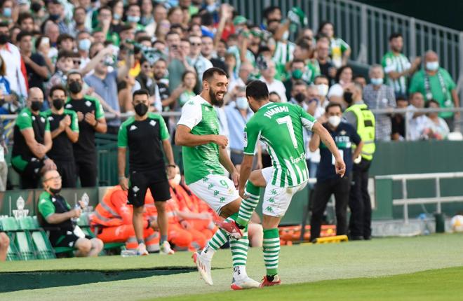 Juanmi celebra su gol ante el Rayo (Foto: Kiko Hurtado).