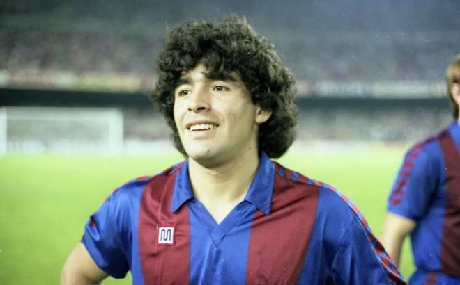 Diego Armando Maradona, con la camiseta del Barcelona (Foto: FCB).
