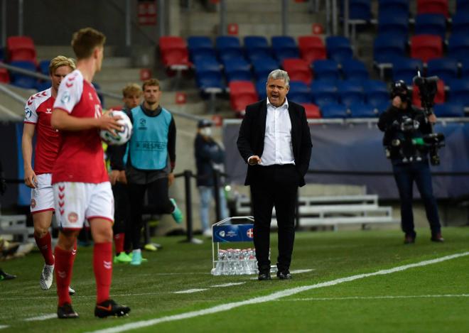 Albert Capellas, durante su etapa como seleccionador de Dinamarca Sub-21, puede ser el técnico del Barça (Foto: Cordon Press).