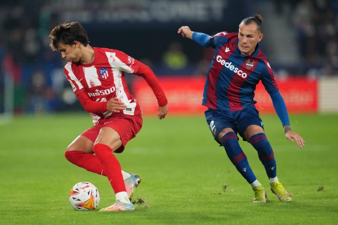 Joao Félix, ante Son en el Levante-Atlético de Madrid (Foto: Cordon Press).
