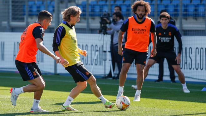 Luka Modric entrena con normalidad en Valdebebas (Foto: Real Madrid).