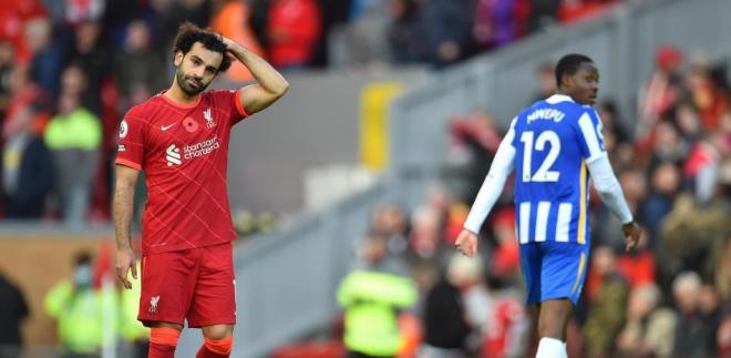 Salah, lamentándose ante el Brighton (Foto: EFE).