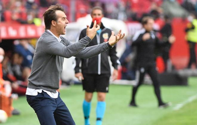 Lopetegui, ante Osasuna (Foto: Kiko Hurtado).