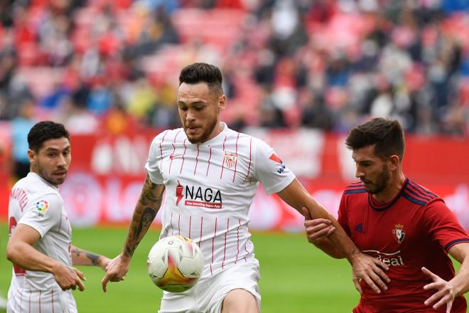 Ocampos, ante Osasuna (Foto: Kiko Hurtado).