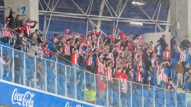 Afición del Athletic en el Reale Arena para el derbi ante la Real (Foto: Athletic Club).