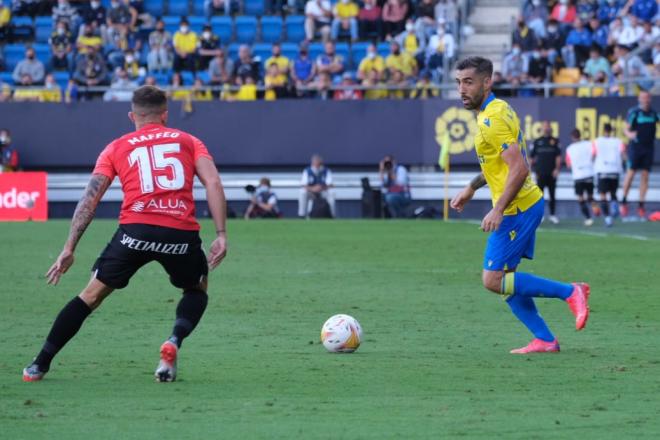 Alberto Perea, durante el Cádiz-Mallorca en el Nuevo Mirandilla (Foto: LaLiga).