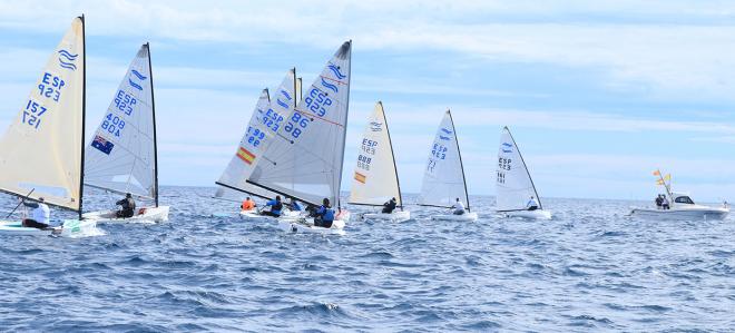 Miguel Fernández se proclama campeón de España clase Finn 2021 en el CN Campello