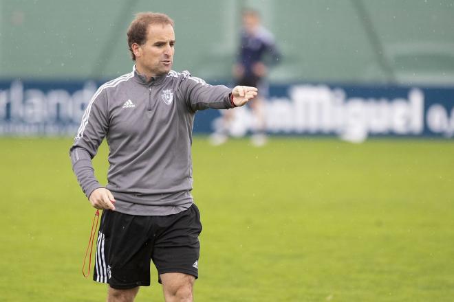 Jagoba Arrasate, durante un entrenamiento con Osasuna (Foto: CAO).