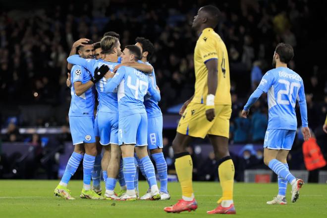 Los jugadores del City celebran uno de los goles ante el Brujas (Foto: Cordón Press).