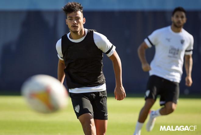 Ismael Gutiérrez, en un entrenamiento del Málaga (Foto: MCF).