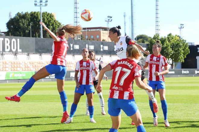 Valioso empate del VCF Femenino contra el Atlético de Madrid (Foto: Juan Catalán)