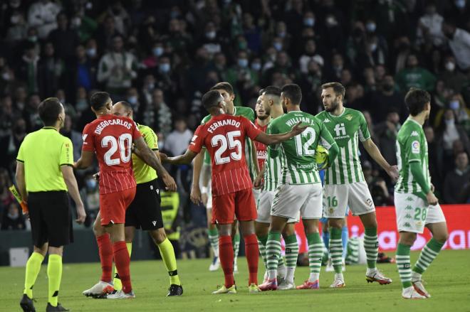 Imagen del derbi entre Real Betis y Sevilla FC (Foto: Kiko Hurtado),