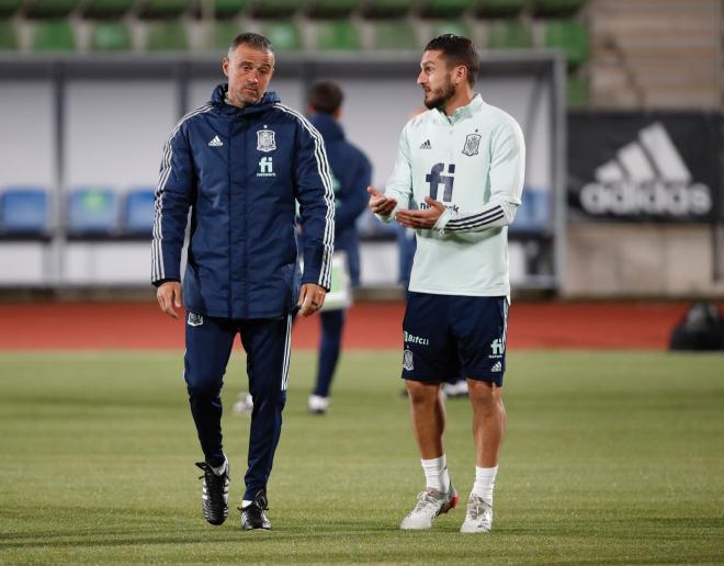 Luis Enrique contó con la ausencia de Gayà (Foto: @SeFutbol).