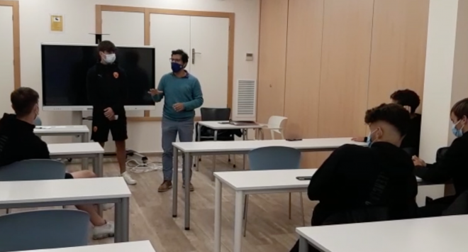 Así es el Diploma Universitario que forma y prepara a los jóvenes talentos del Valencia CF