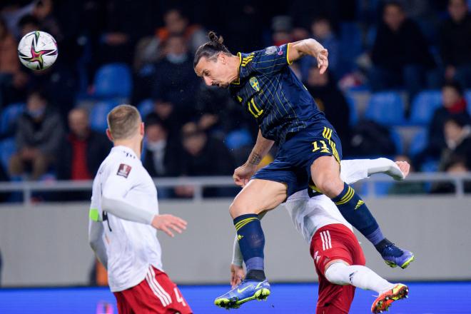 Ibrahimovic, en el Georgia-Suecia de clasificación al Mundial de Qatar 2022 (Foto: Cordon Press).