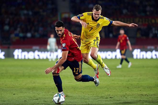 Mikel Merino, en un lance de un partido entre la selección española y Suecia (Foto: sefutbol).