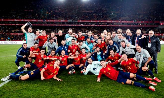 España celebra su clasificación para el Mundial en Sevilla (Foto: SeFutbol).