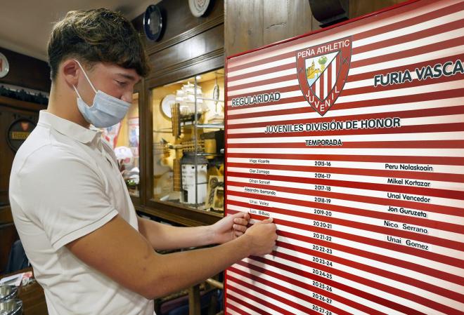 Luis Bilbao se inscribe en el Premio de la Peña Juvenil del Athletic.