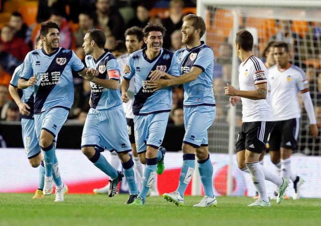 El Rayo celebra uno de los goles en aquella eliminatoria de Copa (Foto: EFE).