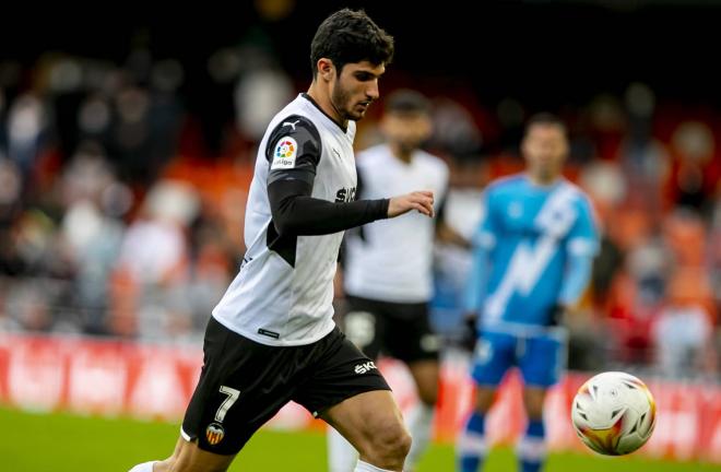 El cambio de Guedes condicionó el Valencia CF - Rayo Vallecano (Foto: Valencia CF).