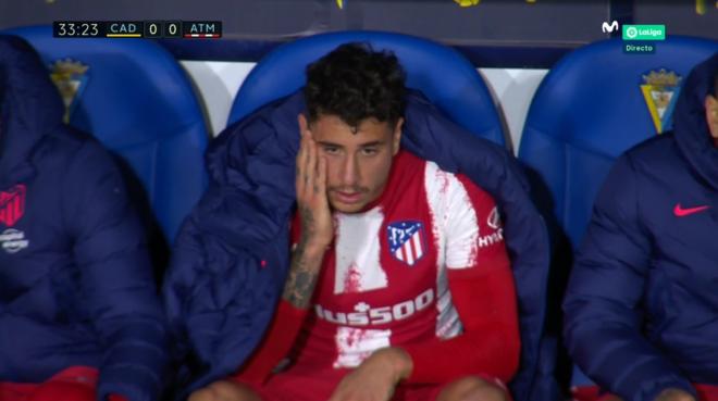 Giménez, en el banquillo del Atlético de Madrid.