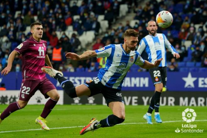 Sergi Gómez quiere mantener la titularidad de forma regular con Diego Martínez (Foto: LaLiga)