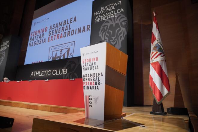 Plano de una Asamblea Extraordinaria del Athletic Club en el Palacio Euskalduna de Bilbao.