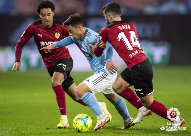 Fran Beltrán, durante el Celta-Valencia (Foto: LaLiga).